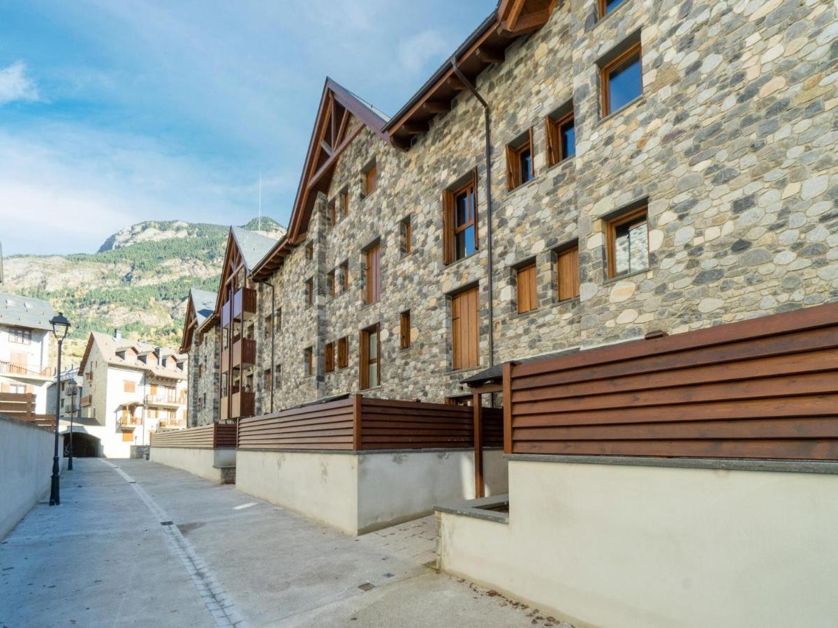 Belvilla By Oyo Nice Apartment In Бенаск Екстериор снимка