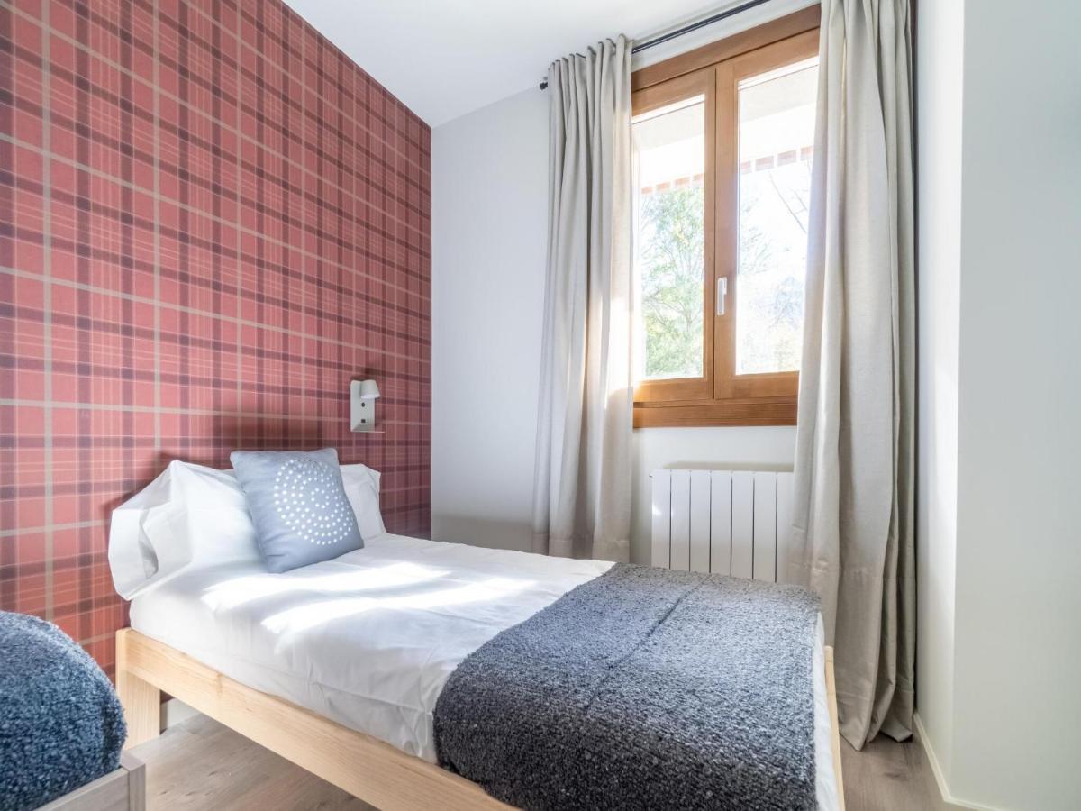 Belvilla By Oyo Nice Apartment In Бенаск Екстериор снимка