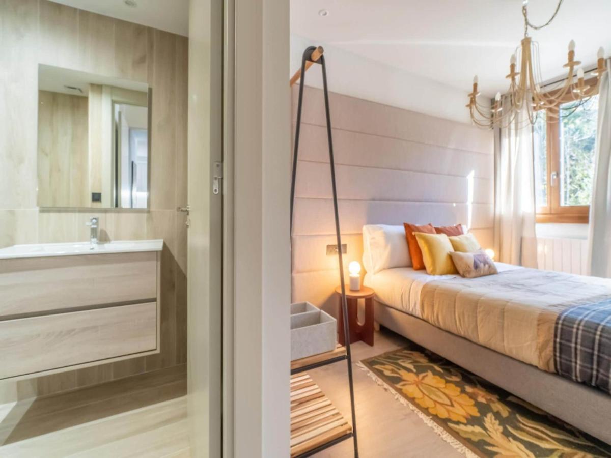 Belvilla By Oyo Nice Apartment In Бенаск Екстериор снимка